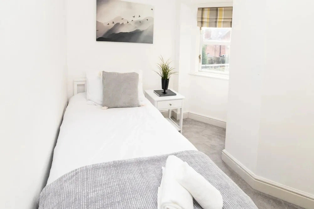 3BR Thames Retreat Heathrow 10min Train 5min