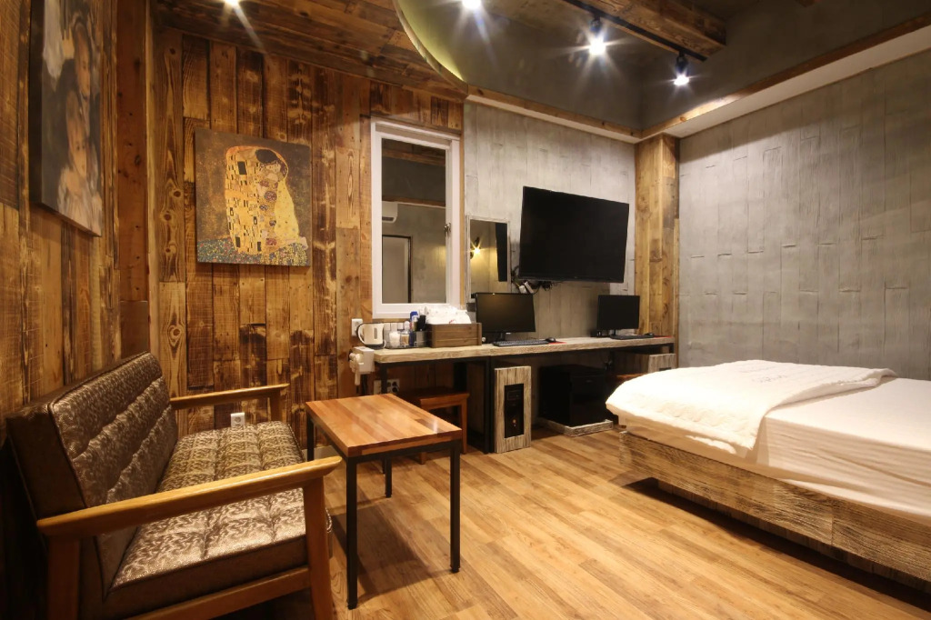 Boutique Hotel May