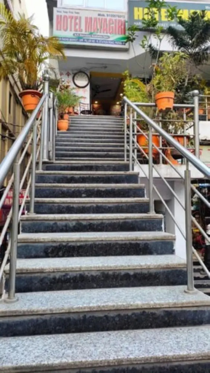 Goroomgo Mayagiri hotel Patna