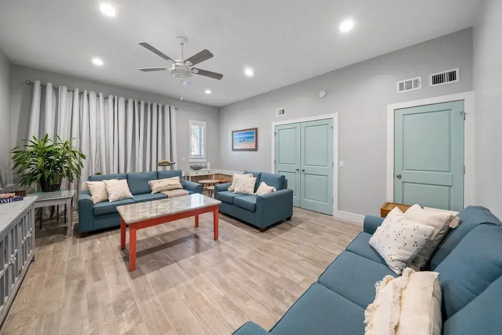 Seaside Serenity 3 Bedroom Home by RedAwning