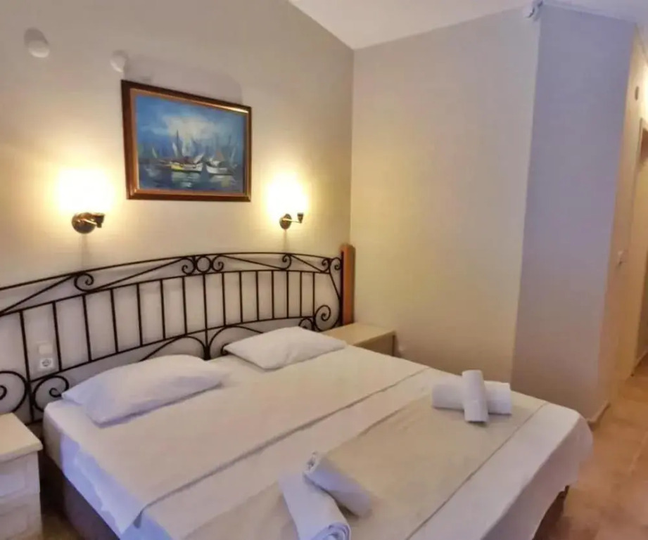 Alados Otel
