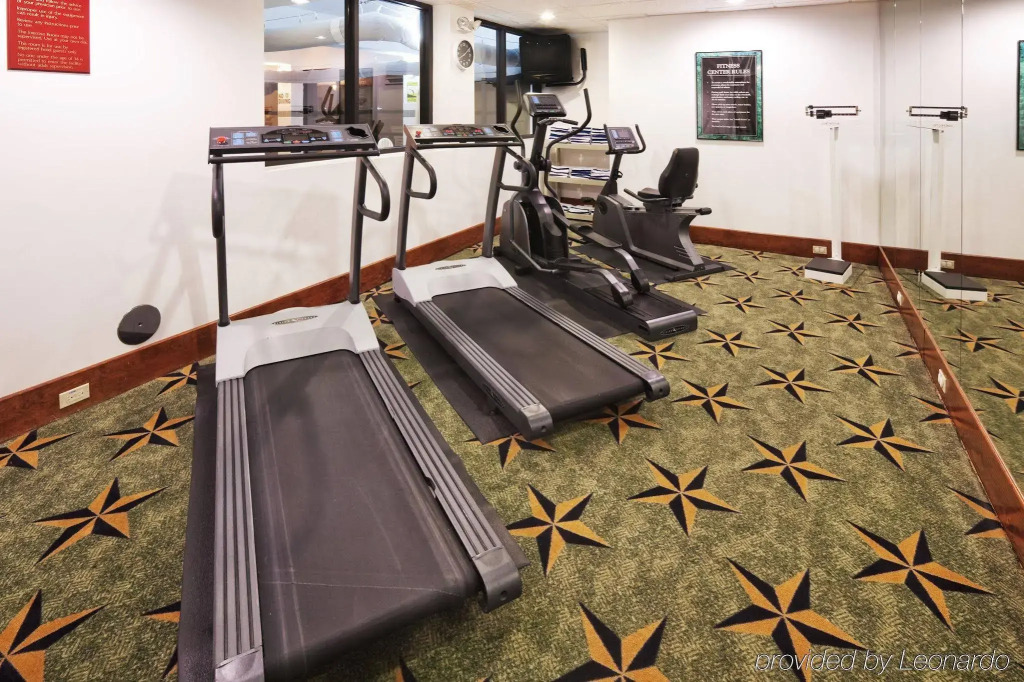 Holiday Inn Express Hotel and Suites Mesquite by IHG