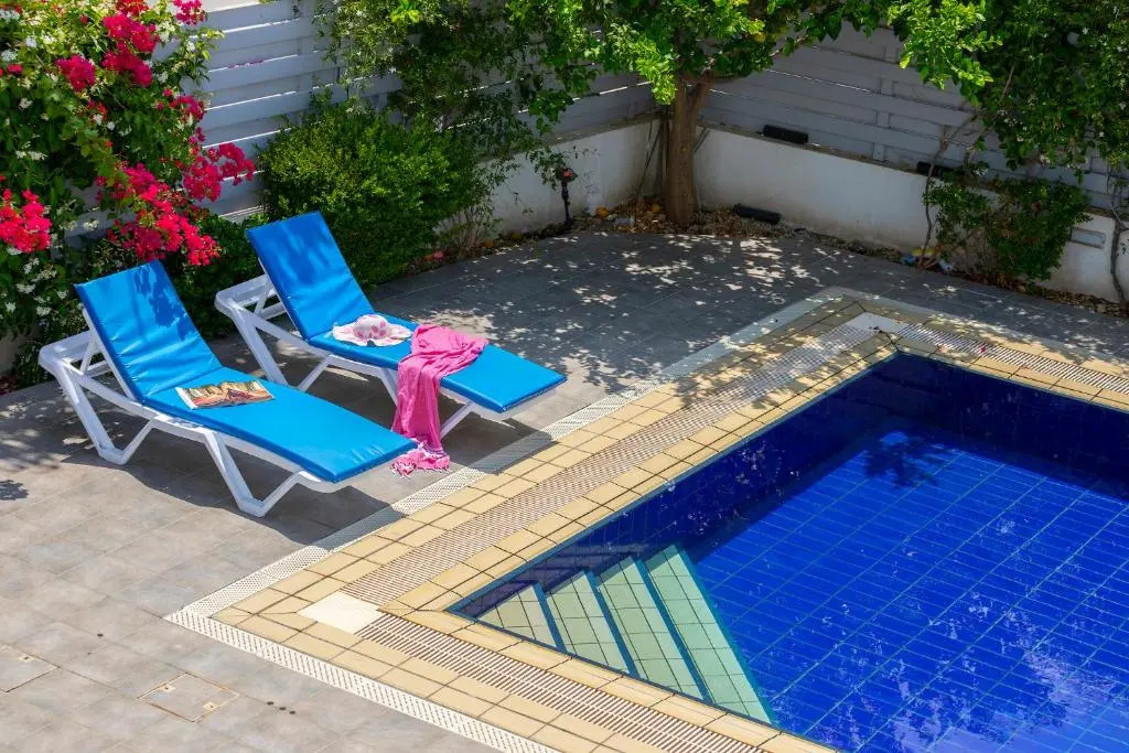 Azure Luxury Pool Villa