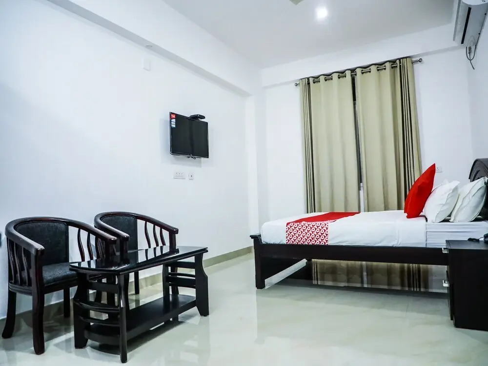 Mayflower Residency By OYO Rooms