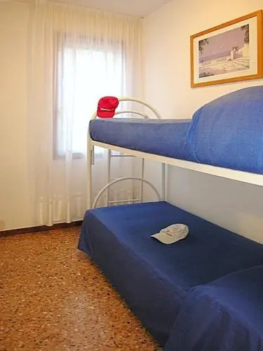 Appartamenti Nettuno Pineda, 3 bedrooms, sleeps 8