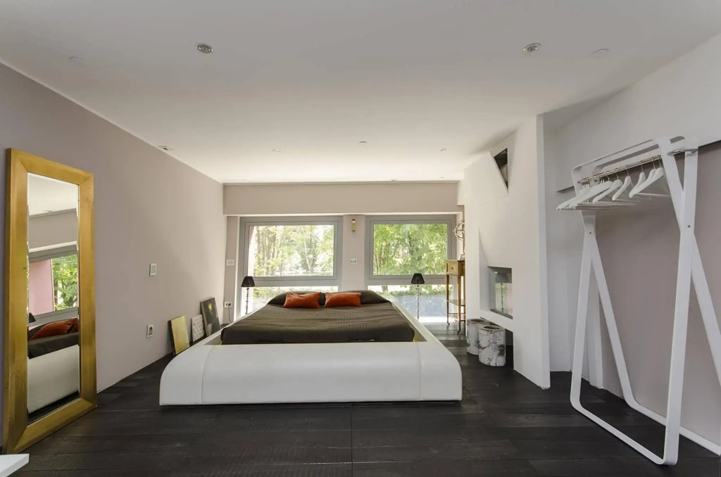 A14 Business Suites