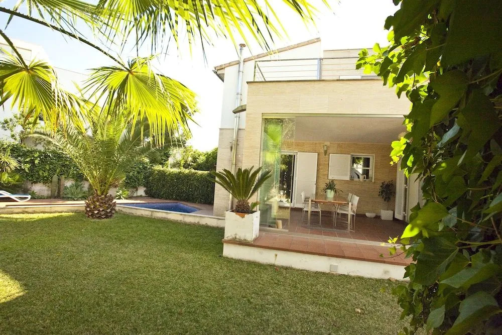 Villa Barcares Beach