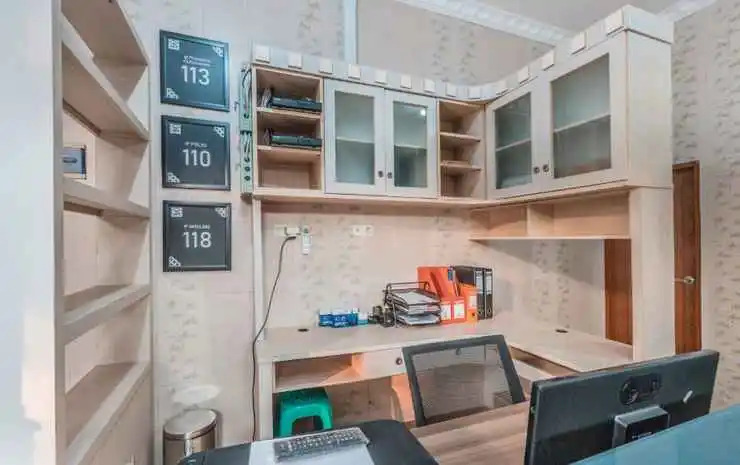 Oyo Life 1471 Himka Kost