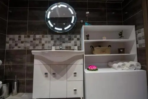 Angel Deluxe Apartments & Suites Thessaloniki