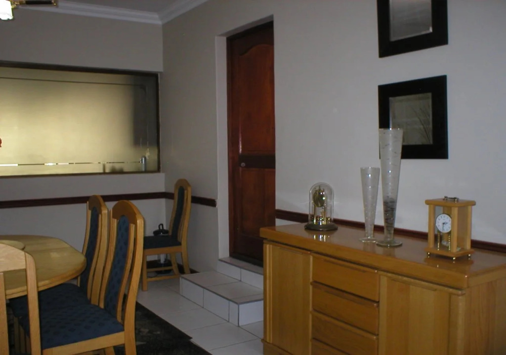 Shangani Lodge