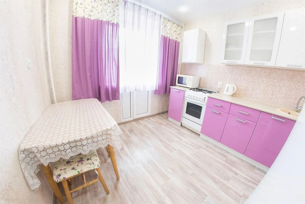Огни Саратова на улице Чапаева