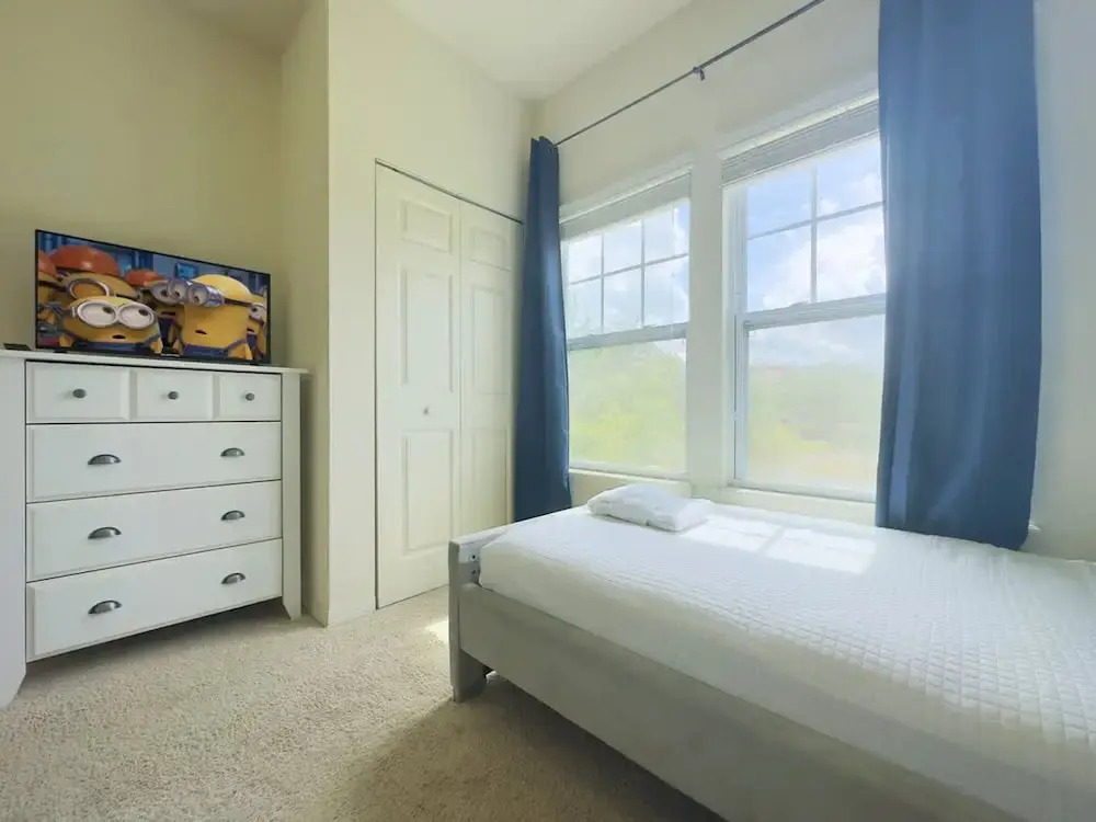 4Bd Minions Themed Home Near Disney Sleeps 10