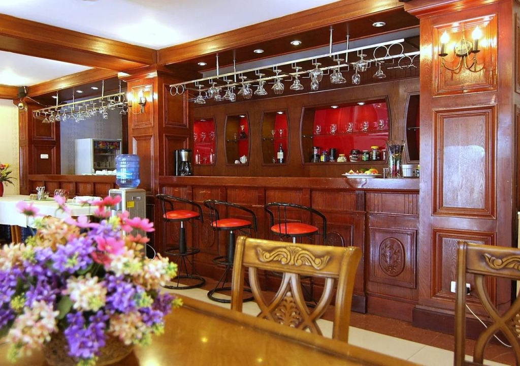 Moonlight Hotel Saigon South