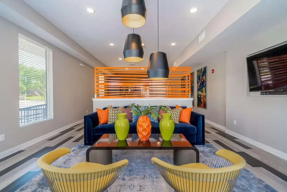 Des Moines Executive 1BD 1BA Downtown Apartment