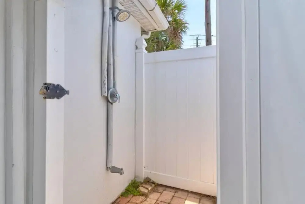 3 Bedroom 2 Bath Pet Friendly Ocean View 4 Houses From Beach