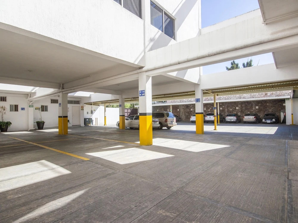 Capital O Hotel Suites Andrade