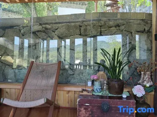Yinshan Ancient Village Homestay