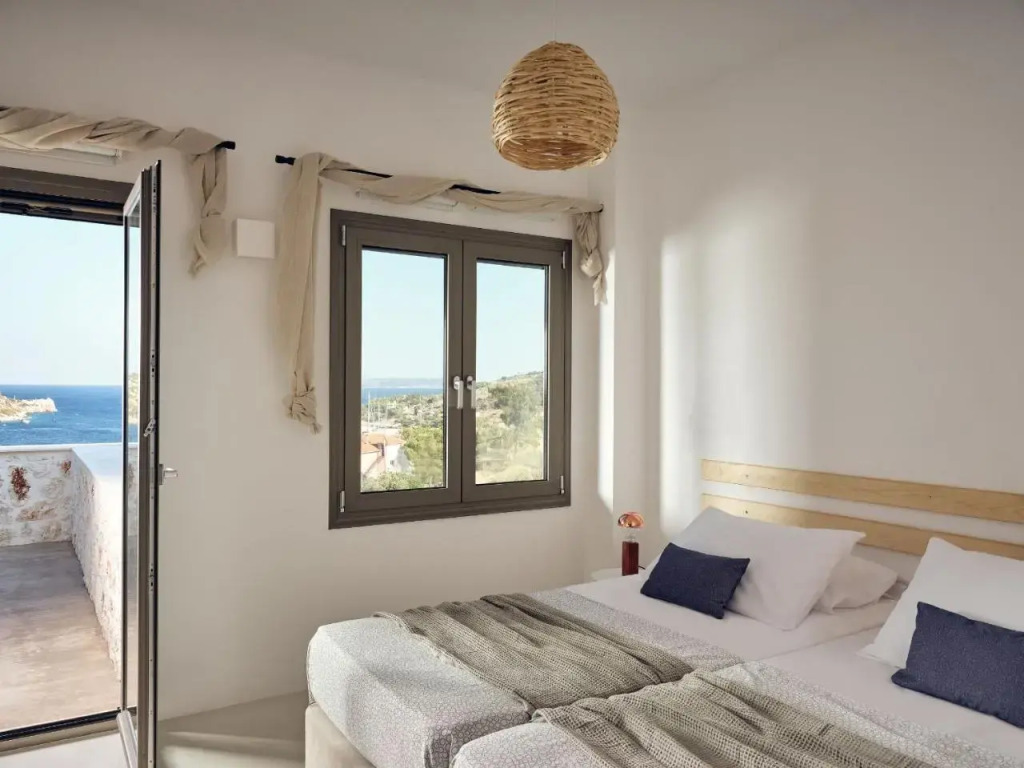 Apaggio Luxury Villa - Private Pool & Stunning Sea Views, by ZanteWize