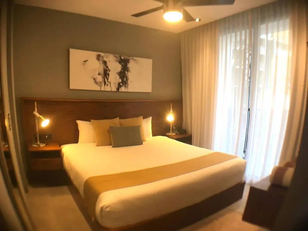 It Residence, 2 Bedroom Apartment with Rooftop Pool