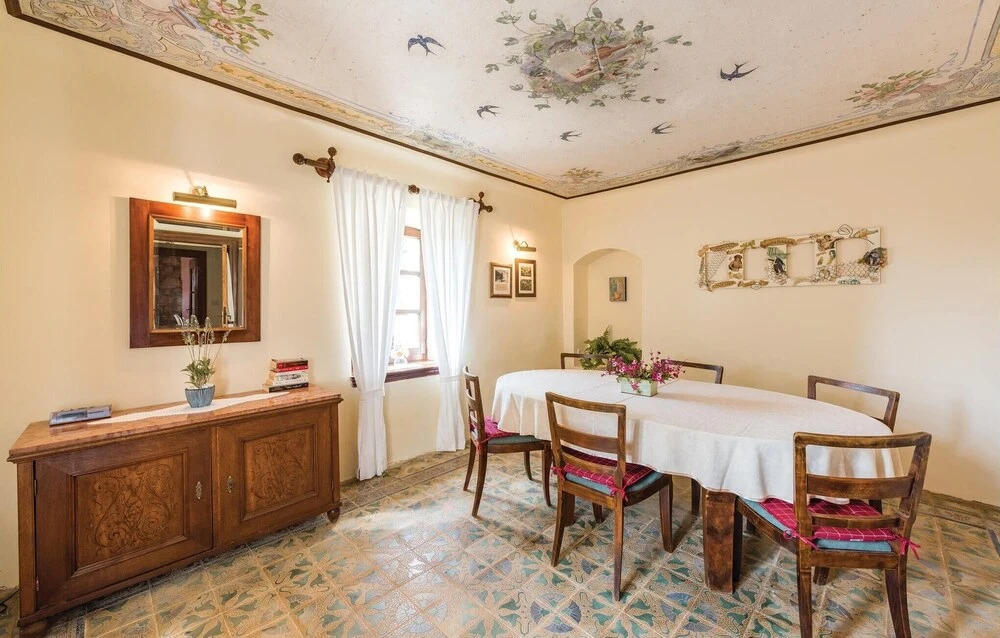 Beautiful Home in Markovac With Wifi and 5 Bedrooms