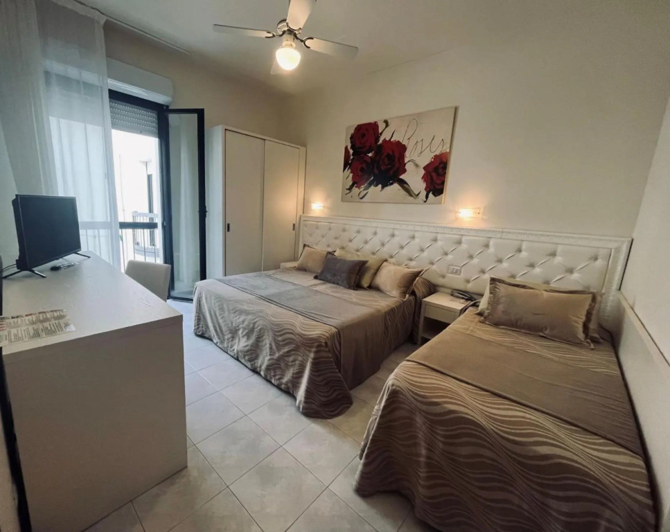 Hotel Athena