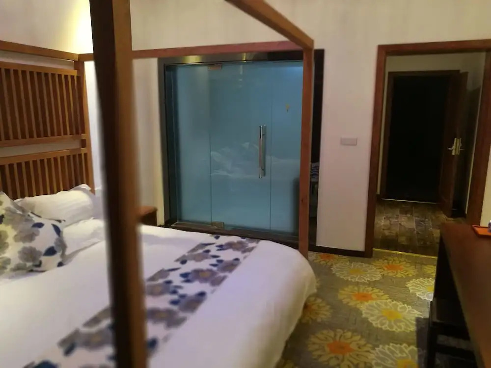 Wuzhen Shingle Hotel