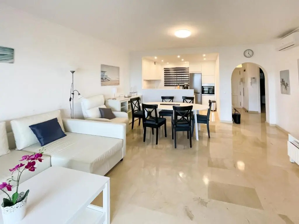 61-Beach Front Apartment with Stunning Views in Fuengirola