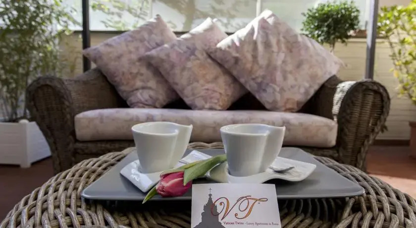 Vatican Twins Rome Luxury Stay