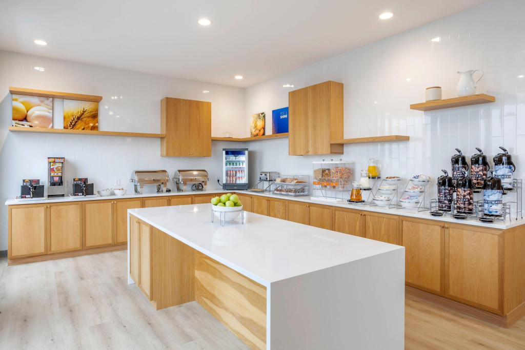Four Points by Sheraton Newark Airport