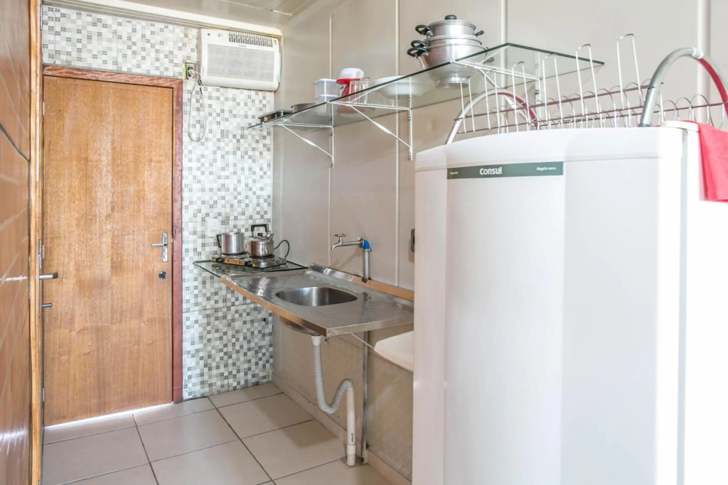 Disponivel Virada - Estúdios e suítes com piscina, ar, wifi e estacionamento - BRUNO KLEMTZ - Casa Olinda
