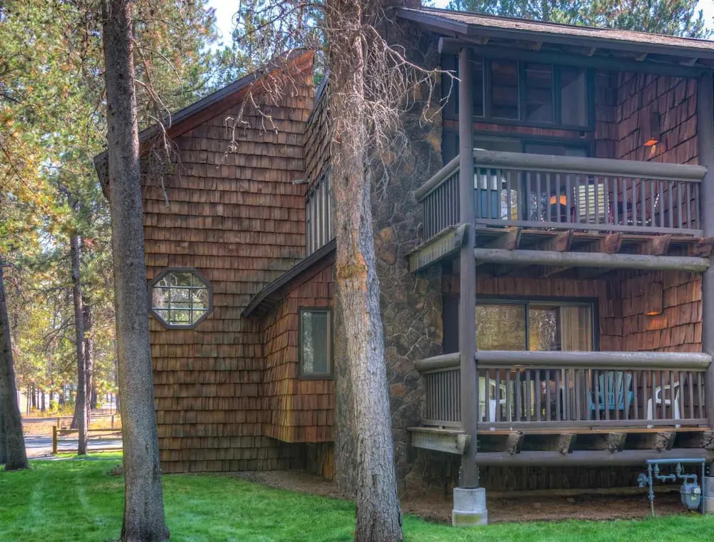 Wildflower Condo #44 by Village Properties at Sunriver