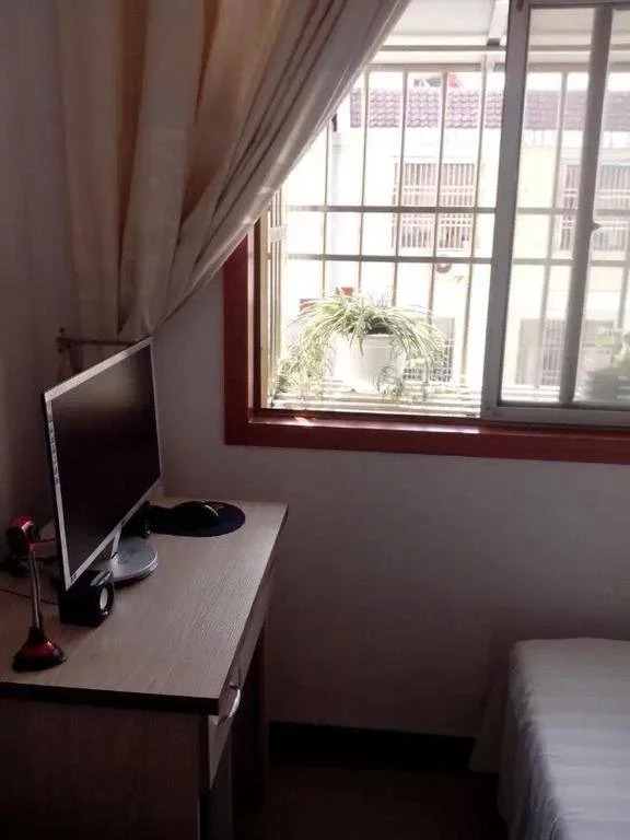 Qianshan Xinlong Homestay
