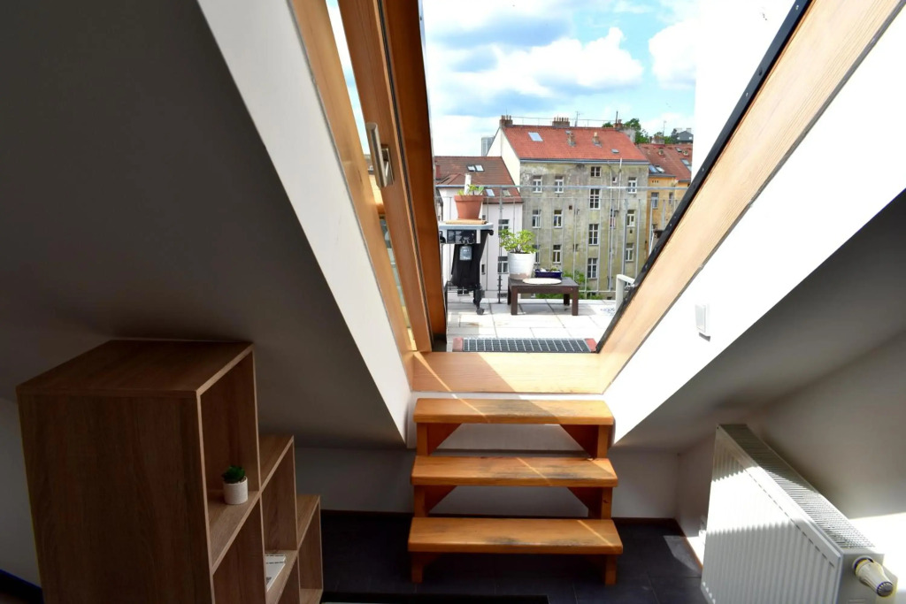Lux Duplex rooftop loft with an amazing terrace & home cinema