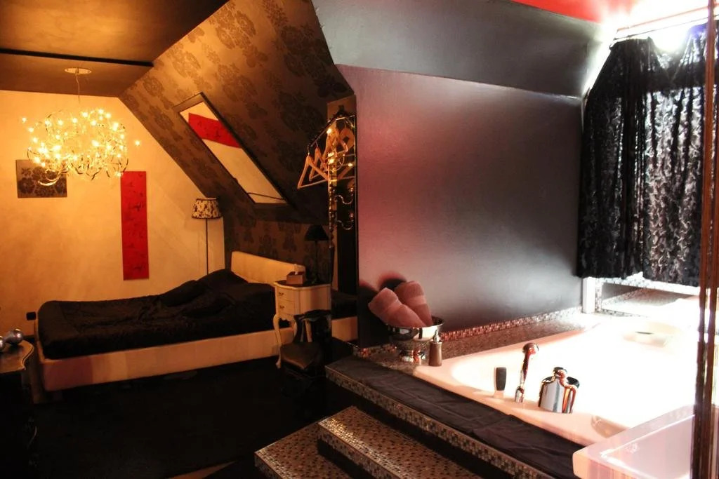 Bubble Lounge Hotel