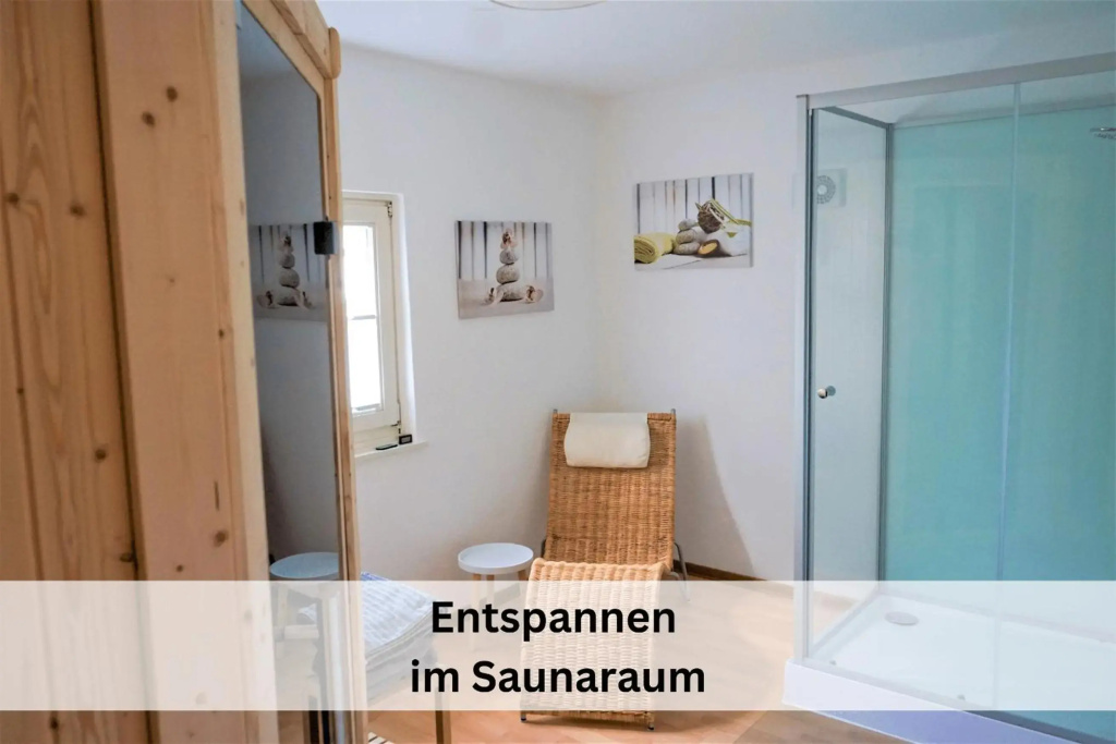 Ferienhaus Pape - Großes Familien- & Gruppenhaus mit 17 Betten, Sauna, Spielbereiche, Garten am Bach in zentraler Lage in Eslohe