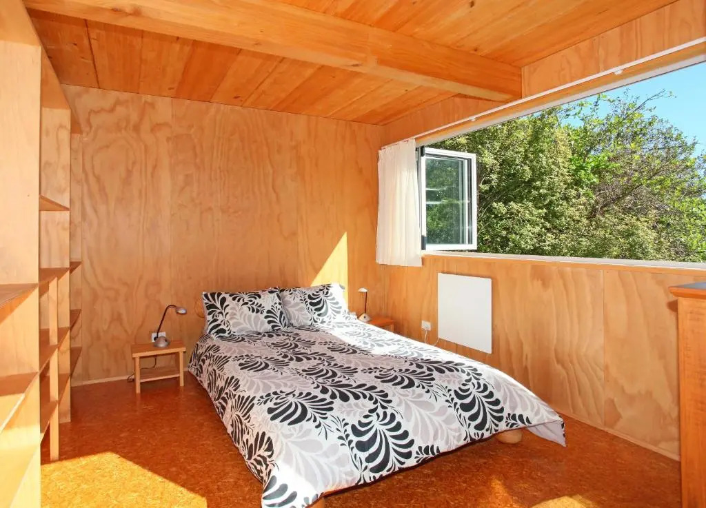 Barefoot Spirit - Stay Waiheke
