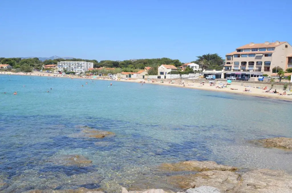 Spacieux T2 vue mer panoramique Le Brusc