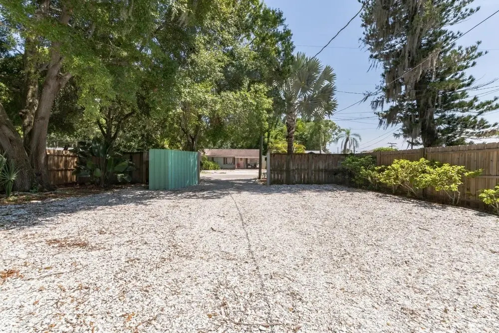 Sarasota, Fl Bungalow Bright & Breezy Coastal Vibes - 10 Mins To White Sand Beaches 2 Bedroom Home by RedAwning