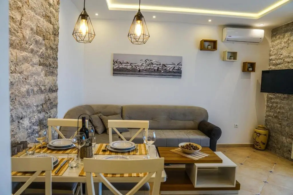 Apartments Bazar