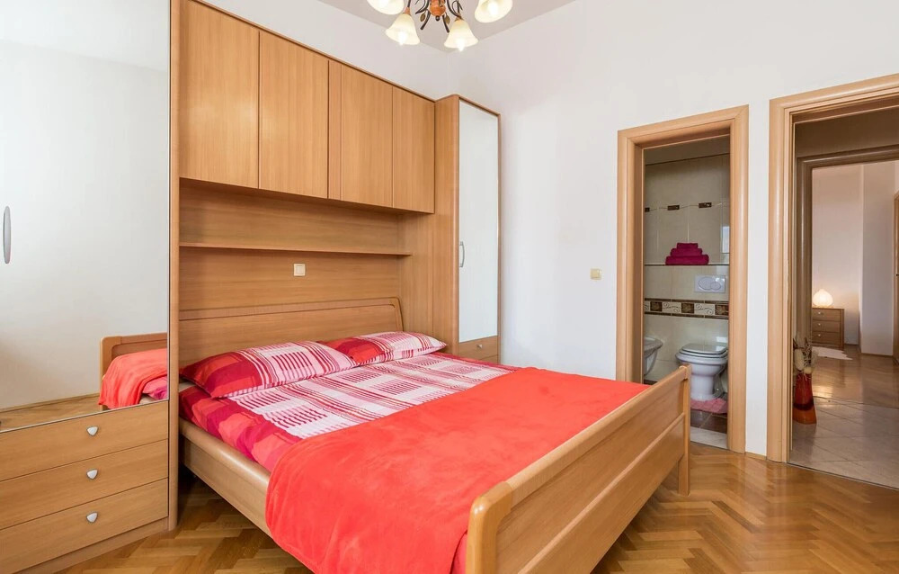 Awesome Home in Pag With Wifi and 3 Bedrooms