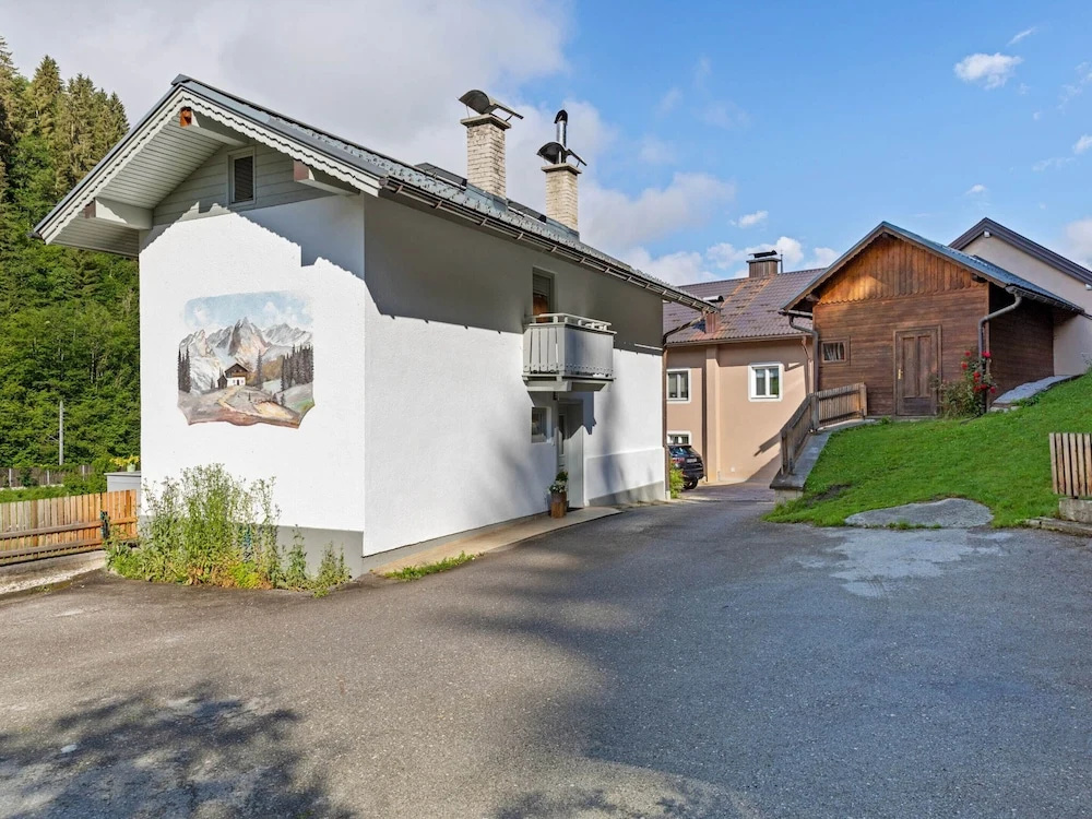 Lovely Holiday Home in Hüttau near Salzburg Airport