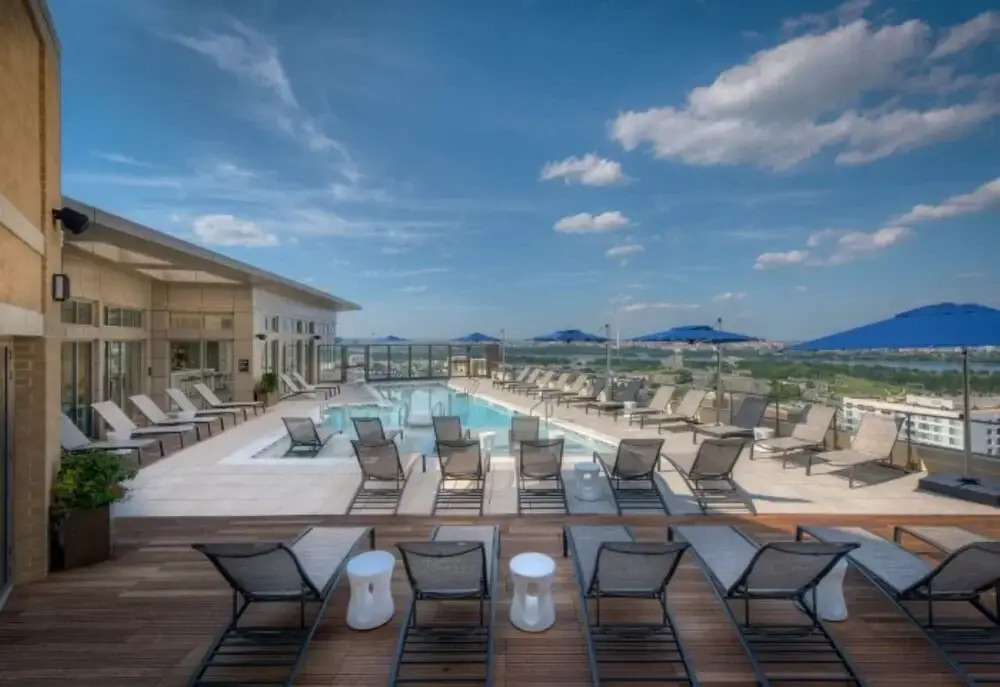 Bluebird Suites in Pentagon City