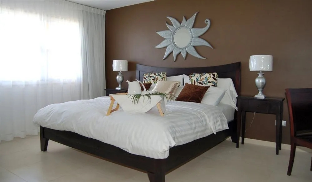 Strand Luxurious Condominiums