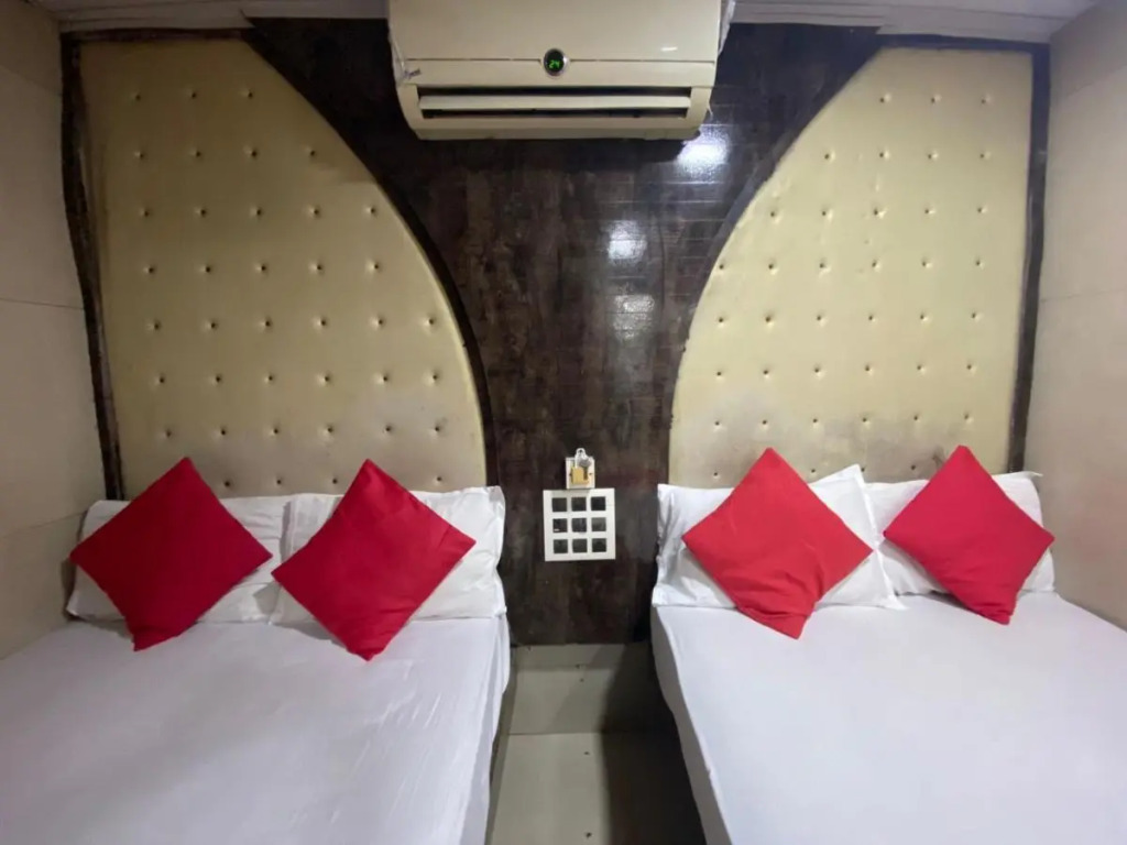 Hotel Paris Residency