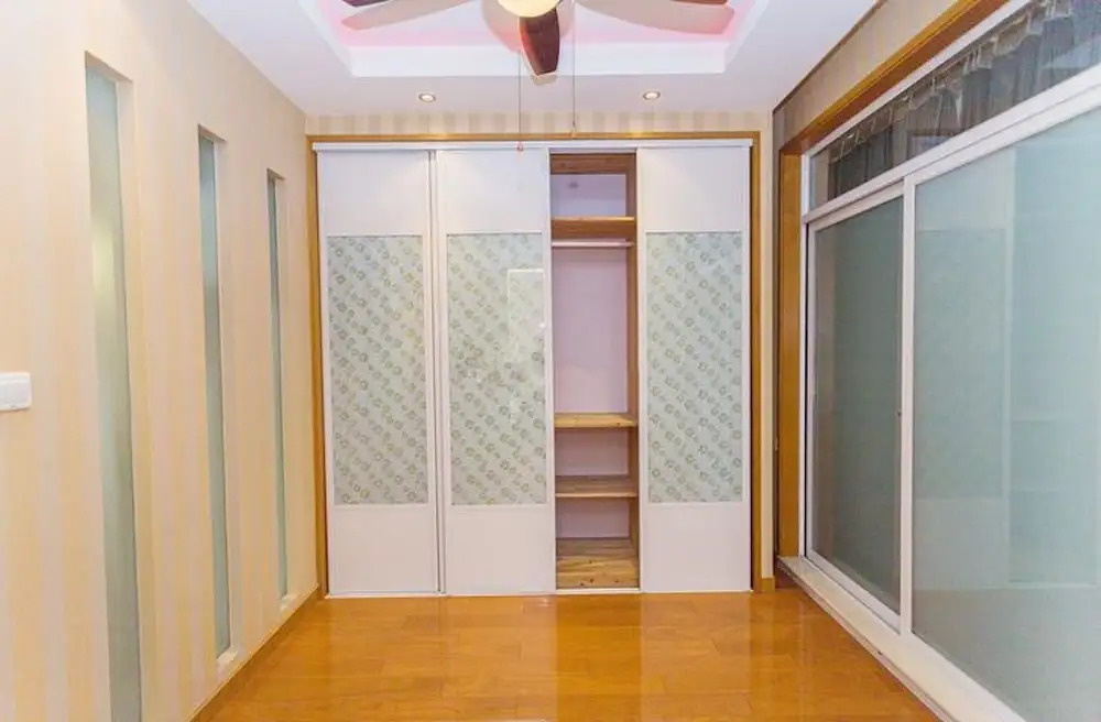 Jhouse Hongqiao Villa 7