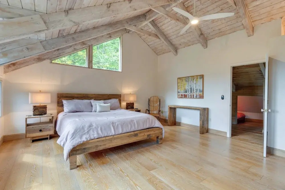 Golf, Sauna, Creek: Spectacular Smoky Mtn-view Gem