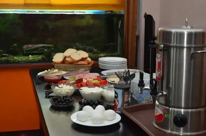 G-Bakuri Hotel