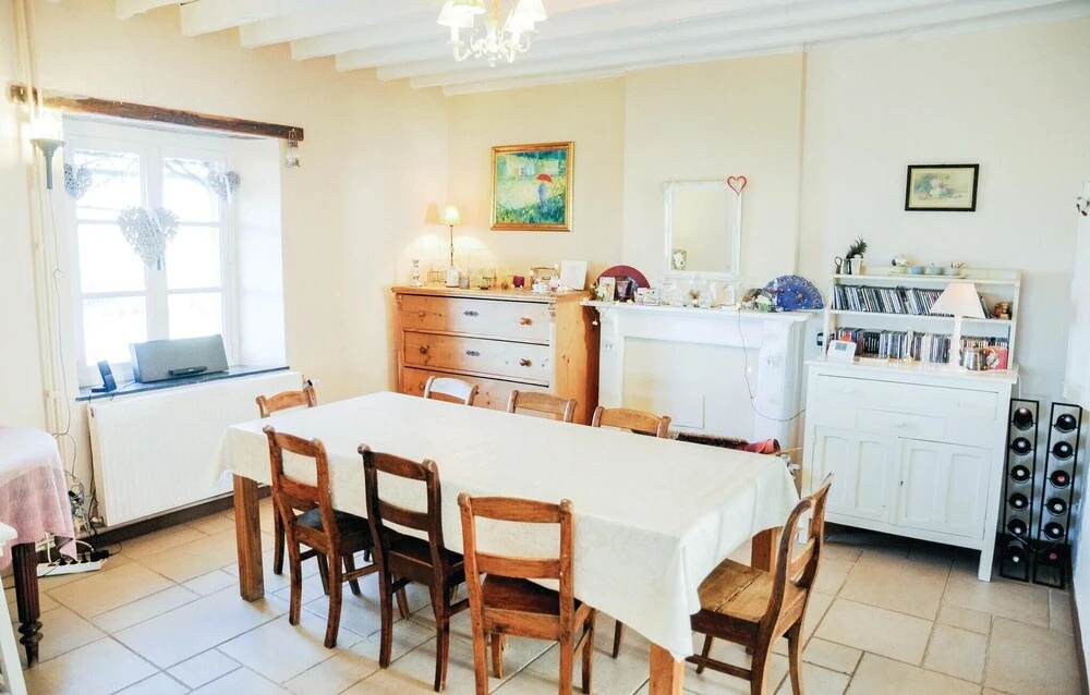 Beautiful Home in Durbuy With 3 Bedrooms, Wifi and Outdoor Swimming Pool