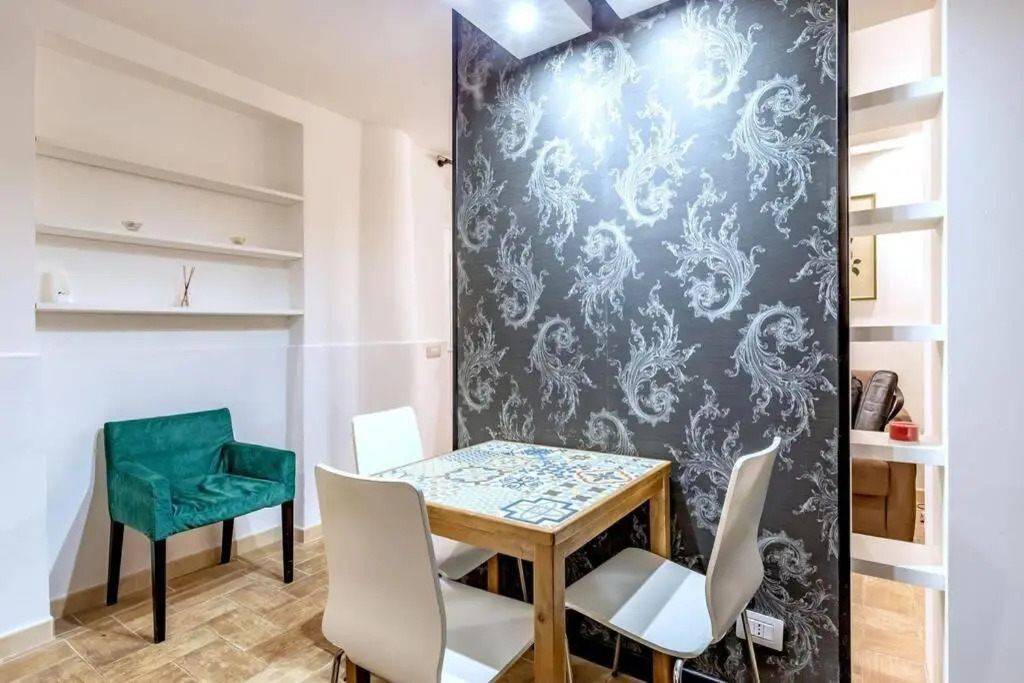 Lovely Apartment Ground Floor Colosseo Wi-Fi AC