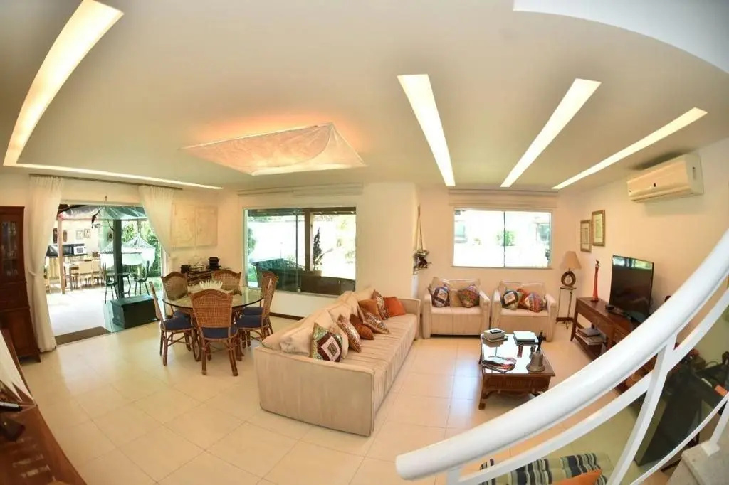 Excelente Casa com Quatro Suítes em Condomínio à 1min da Praia de Geribá Por Luxury Rentals